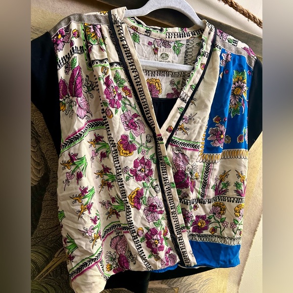 COPY - Tiny by Anthropologie Boho Faux Wrap Top Floral Print SZ Smalll - Picture 2 of 6